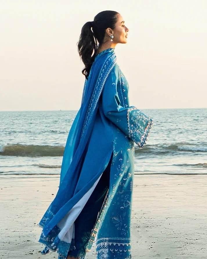 QALAMKAR LAWN UNSTITCHED EMB 3PC - City Cloth House