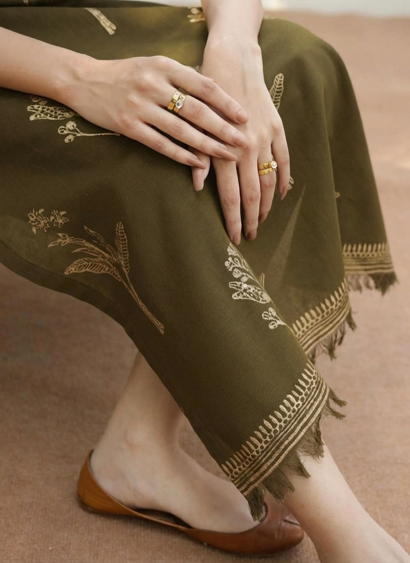 Zaytuna | Emb Unstitched Dhanak 3pc