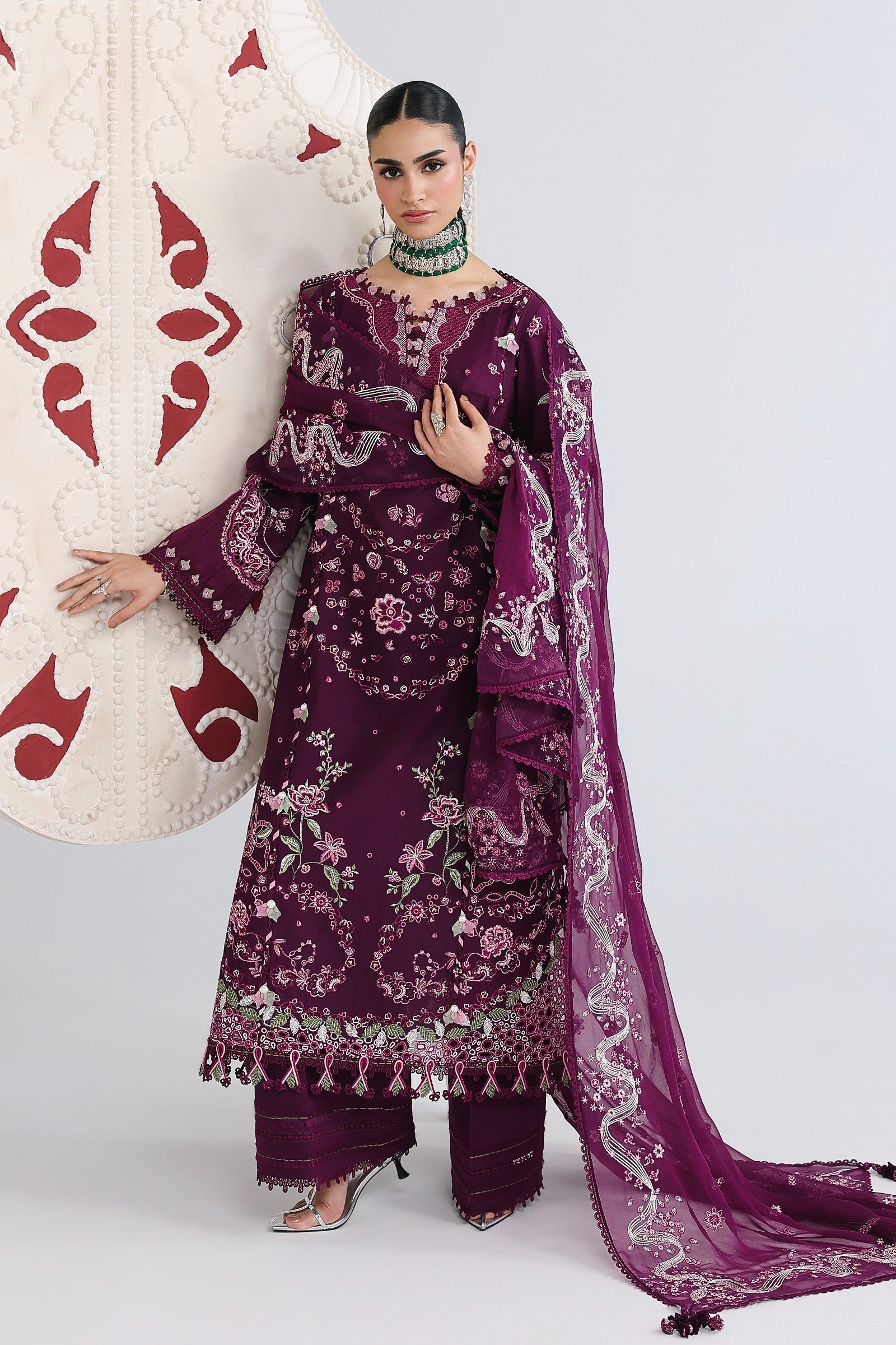 QALAMKAR LAWN LUXURY UNSTITCHED TRESA EMB 3PC