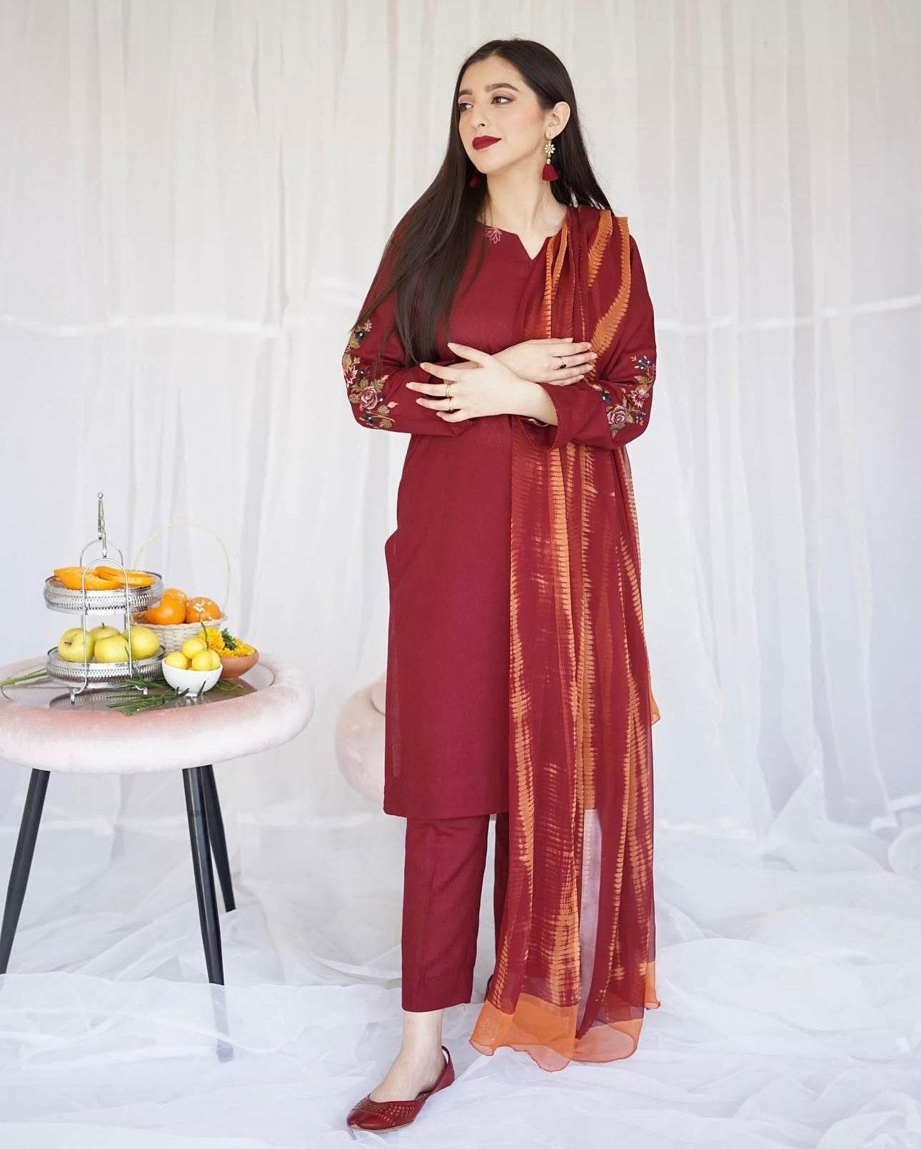 AISLING PREMIUM LAWN UNSTICH EMB 3PC - City Cloth House